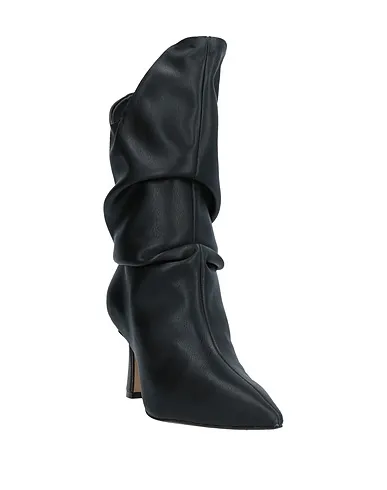 https://images.styletyx.com/images/black-ankle-boot-prezioso-1328425_2.webp