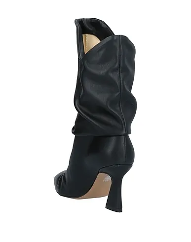 https://images.styletyx.com/images/black-ankle-boot-prezioso-1328425_3.webp