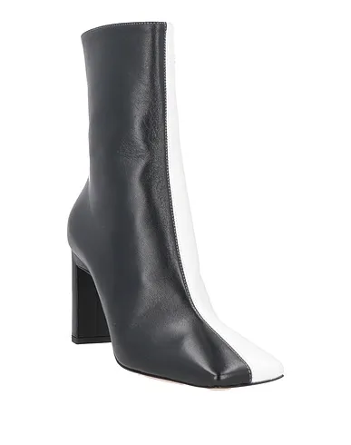 https://images.styletyx.com/images/black-ankle-boot-wandler-1003727530_2.webp