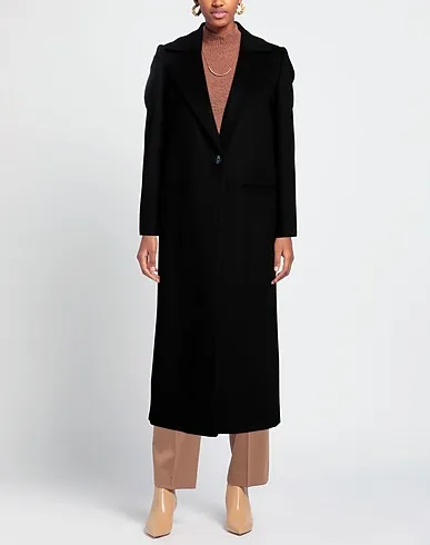 https://images.styletyx.com/images/black-baize-coat-chiarulli-725494660_2.webp