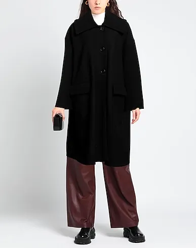 https://images.styletyx.com/images/black-baize-coat-hache-402646078_2.webp