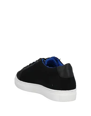 https://images.styletyx.com/images/black-baize-sneakers-tsd12-3323890_3.webp