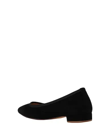 https://images.styletyx.com/images/black-ballet-flats-campo-marzio-ballerette-1398821_3.webp