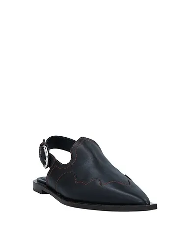 https://images.styletyx.com/images/black-ballet-flats-cedric-charlier-1460281_2.webp