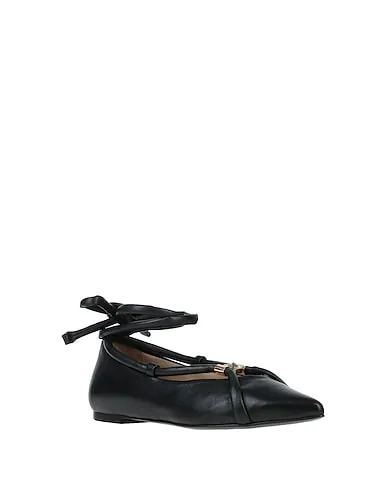 https://images.styletyx.com/images/black-ballet-flats-strategia-13051857_2.webp
