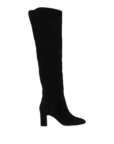 https://images.styletyx.com/images/black-boots-aquarelle-1446476_1.webp