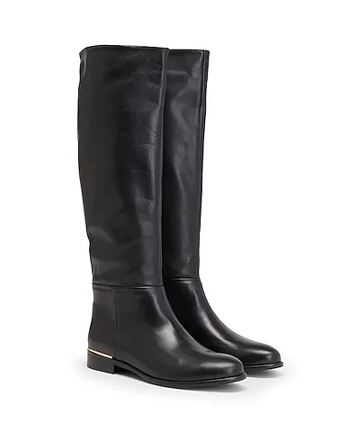 https://images.styletyx.com/images/black-boots-leather-tall-boots-with-embellishment-leonardo-principi-2391042_3.webp