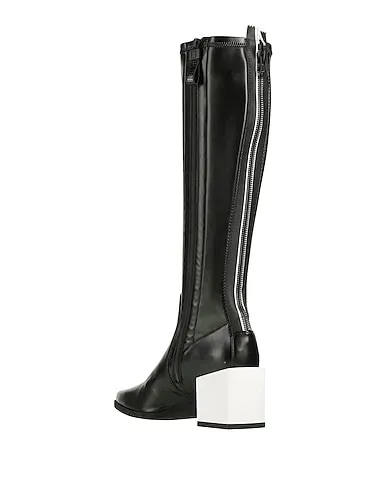 https://images.styletyx.com/images/black-boots-loriblu-1303961_3.webp
