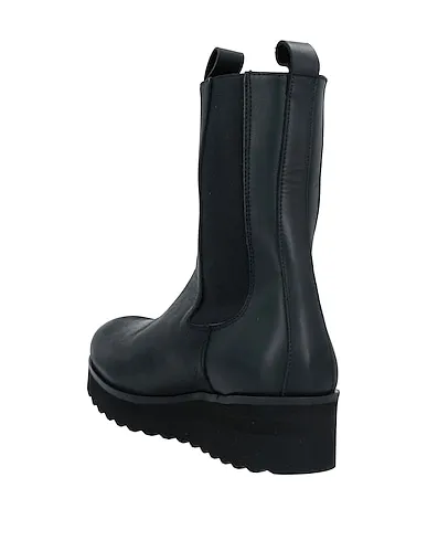 https://images.styletyx.com/images/black-boots-nostrasantissima-2614013_3.webp