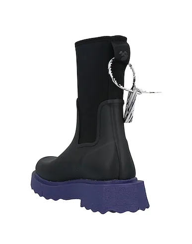 https://images.styletyx.com/images/black-boots-off-white-13091242_3.webp
