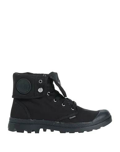 https://images.styletyx.com/images/black-canvas-boots-palladium-3211476_1.webp