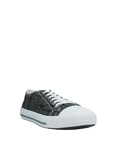 https://images.styletyx.com/images/black-canvas-sneakers-john-galliano-1576901_2.webp