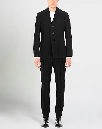 https://images.styletyx.com/images/black-cool-wool-blazer-lubiam-1821534369_2.webp