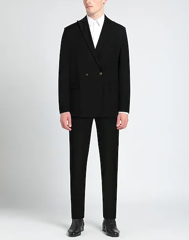 https://images.styletyx.com/images/black-cool-wool-suits-groowe-1184224064_3.webp