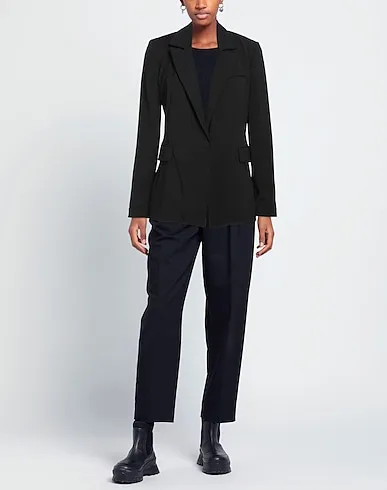 https://images.styletyx.com/images/black-crepe-blazer-berna-3099905_2.webp