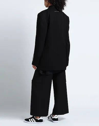 https://images.styletyx.com/images/black-crepe-blazer-maison-margiela-932313700_4.webp