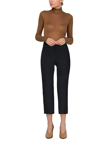 https://images.styletyx.com/images/black-crepe-casual-pants-alexander-mcqueen-2203224_2.webp