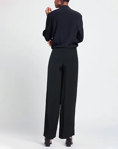 https://images.styletyx.com/images/black-crepe-casual-pants-se-ta-rosy-iacovone-13279467_3.webp
