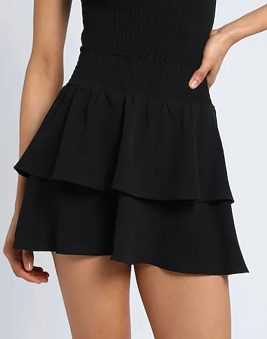 https://images.styletyx.com/images/black-crepe-mini-skirt-only-13175042_4.webp