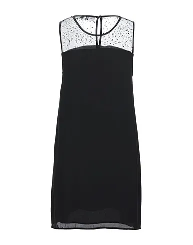 https://images.styletyx.com/images/black-crepe-short-dress-sh-by-silvian-heach-1189418_2.webp