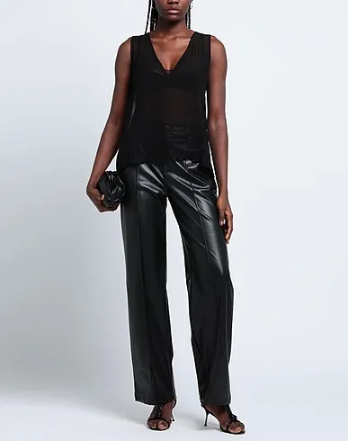 https://images.styletyx.com/images/black-crepe-silk-top-ballantyne-3216459_2.webp