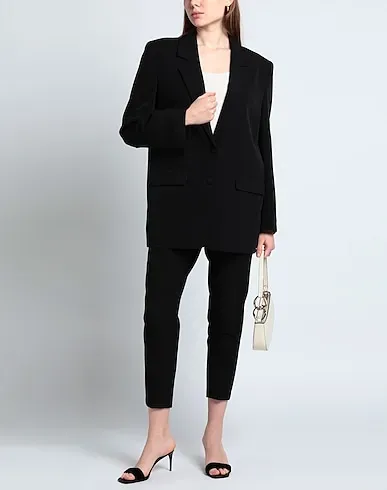 https://images.styletyx.com/images/black-crepe-suit-yes-london-13081013_2.webp