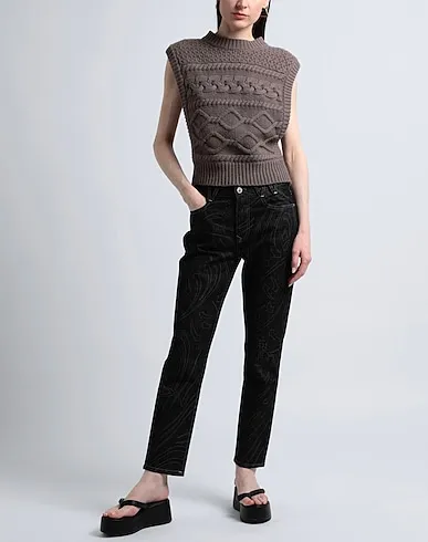 https://images.styletyx.com/images/black-denim-denim-pants-vivienne-westwood-13152723_2.webp