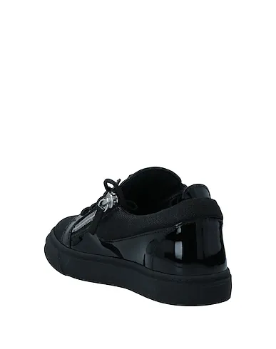 https://images.styletyx.com/images/black-denim-sneakers-giuseppe-zanotti-13089367_3.webp