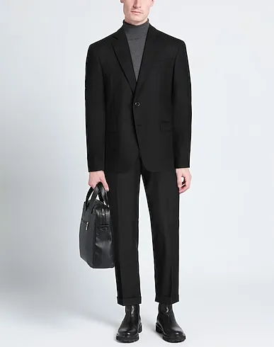 https://images.styletyx.com/images/black-flannel-suits-bottega-martinese-1571979660_3.webp
