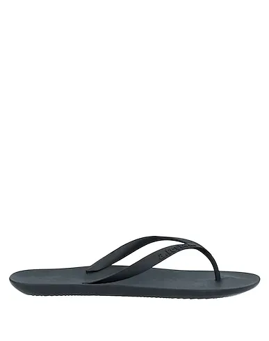 https://images.styletyx.com/images/black-flip-flops-a-testoni-13700473_1.webp