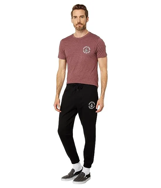 https://images.styletyx.com/images/black-friday-fleece-pants-volcom-13326666_4.webp
