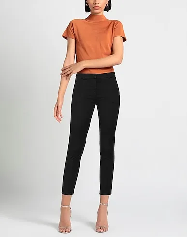 https://images.styletyx.com/images/black-gabardine-casual-pants-kontatto-3325830_2.webp