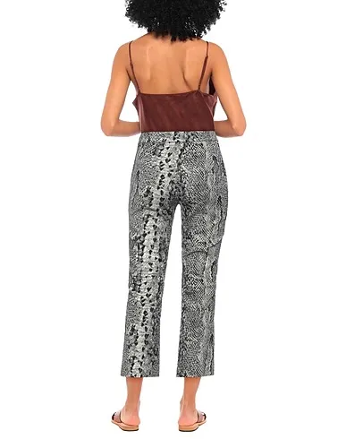 https://images.styletyx.com/images/black-jacquard-casual-pants-24-25-1526267_3.webp