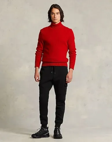 https://images.styletyx.com/images/black-jersey-casual-pants-ralph-lauren-3258569_2.webp