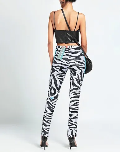 https://images.styletyx.com/images/black-jersey-leggings-off-white-3177236_3.webp