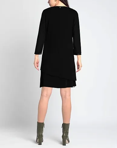 https://images.styletyx.com/images/black-jersey-short-dress-rinascimento-1006284683_3.webp
