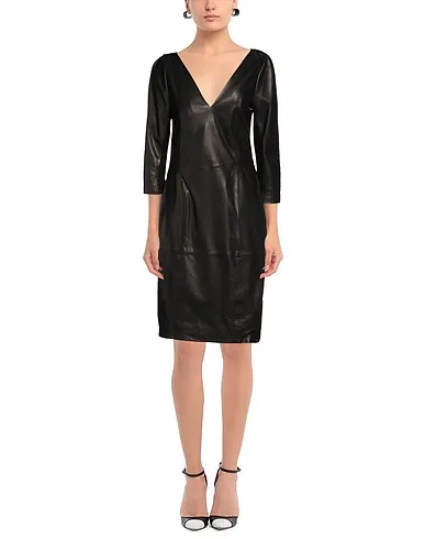 https://images.styletyx.com/images/black-jersey-short-dress-the-jackie-leathers-208782661_2.webp