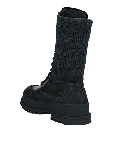 https://images.styletyx.com/images/black-knitted-ankle-boot-mich-e-simon-1340646_3.webp