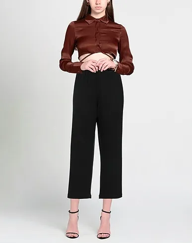 https://images.styletyx.com/images/black-knitted-casual-pants-vince-442979_2.webp