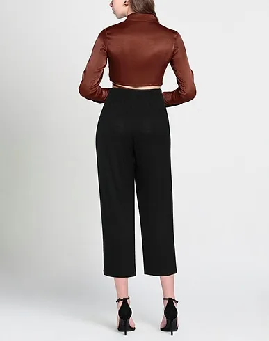 https://images.styletyx.com/images/black-knitted-casual-pants-vince-442979_3.webp
