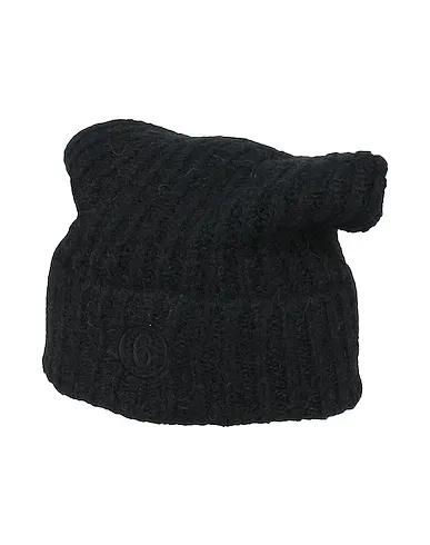 https://images.styletyx.com/images/black-knitted-hat-maison-margiela-430114_1.webp