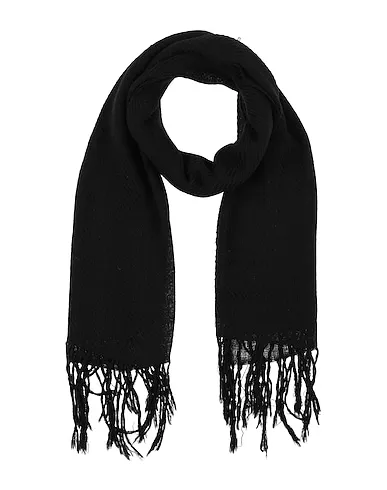 https://images.styletyx.com/images/black-knitted-scarves-and-foulards-camerucci-1003876259_1.webp