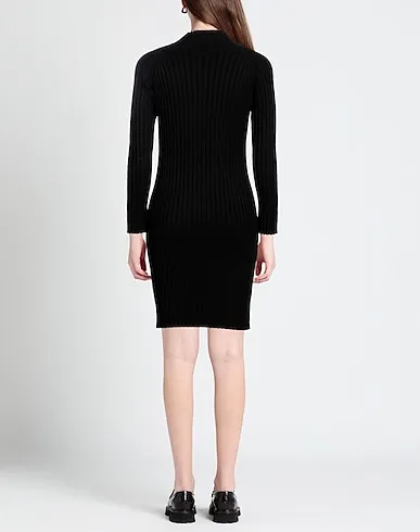 https://images.styletyx.com/images/black-knitted-short-dress-o-dan-li-1767751848_3.webp