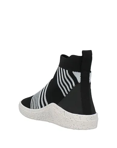 https://images.styletyx.com/images/black-knitted-sneakers-adno-r-13352025_3.webp