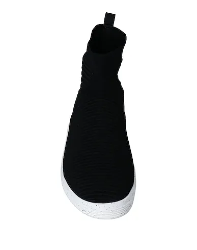 https://images.styletyx.com/images/black-knitted-sneakers-adno-r-1681217_4.webp