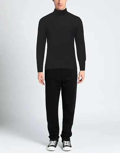 https://images.styletyx.com/images/black-knitted-turtleneck-ma-ry-ya-393010818_2.webp