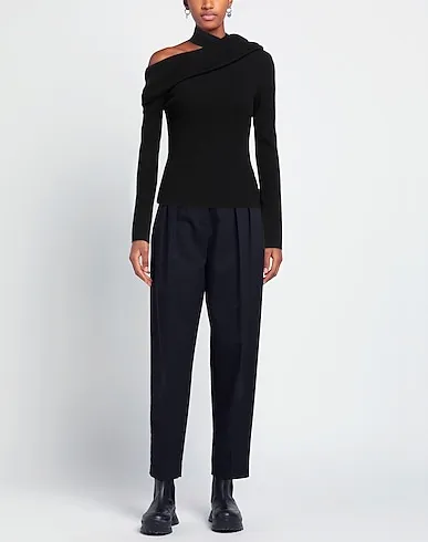 https://images.styletyx.com/images/black-knitted-turtleneck-monse-15449430_2.webp
