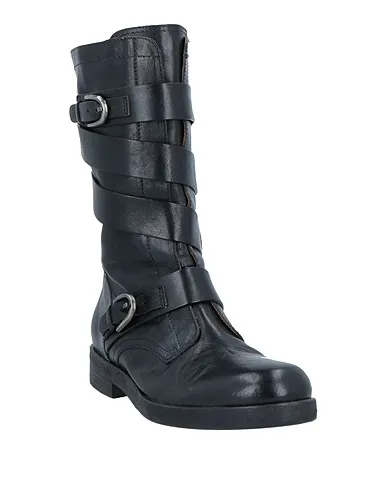 https://images.styletyx.com/images/black-leather-ankle-boot-alberto-fermani-1004558608_2.webp