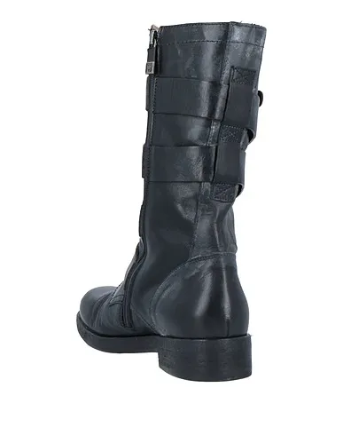 https://images.styletyx.com/images/black-leather-ankle-boot-alberto-fermani-1004558608_3.webp