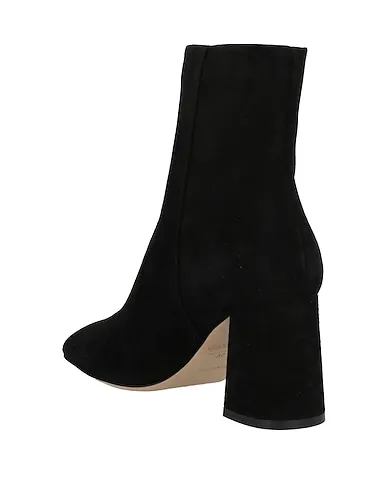 https://images.styletyx.com/images/black-leather-ankle-boot-giannico-13229194_3.webp